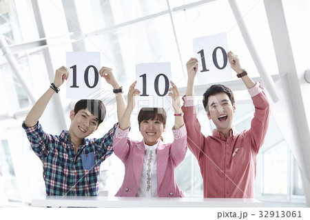10 仲間 同僚 32913061