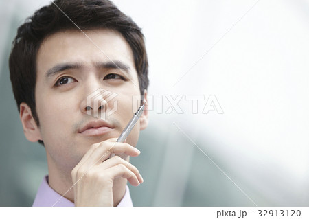 20代 ビジネスマン 考え 32913120