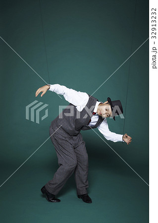 人形 パントマイム ビジネスマン 32913232