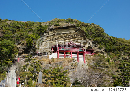 崖観音・大福寺（千葉県館山市） 32915723
