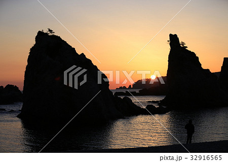 夜明の浄土ヶ浜 夜明の浄土ヶ浜 32916565