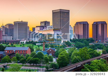Richmond Virginia Skyline 32920043