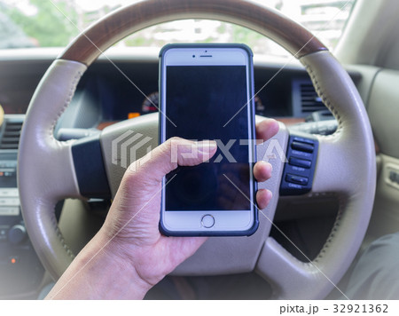 Car and smart phone Car and smart phone 32921362