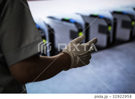 駅員イメージ 32922958