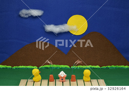 ピヨちゃんの中秋の名月を楽しむ ピヨちゃんの中秋の名月を楽しむ 32926164