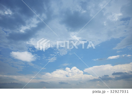 空と雲 32927031