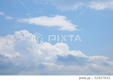 空と雲 32927033