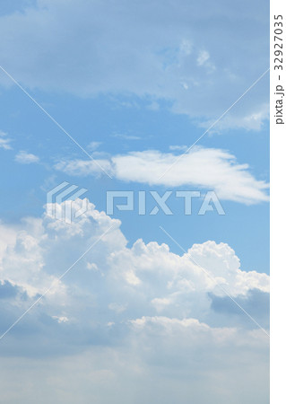 空と雲 32927035
