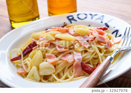 PASTA PASTA 32927076