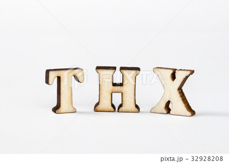 ありがとう Thanksの略語thxの木製アルファベットオブジェの写真素材 3298