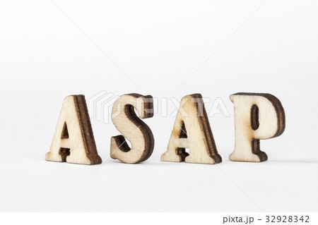 as soon as possibleの略語ASAPの木製アルファベットオブジェ 32928342