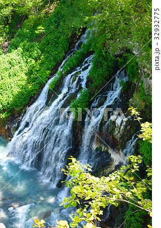 美瑛川 白ひげの滝 美瑛川 白ひげの滝 32932775