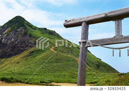 大野亀【佐渡海府北部ジオサイト】 32933425