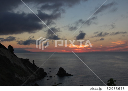 　小樽市祝津の夕日 32933653