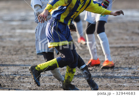 サッカー　フットボール 32944683