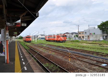 ＪＲ西日本　山陰本線・美祢線　長門市駅 32953185