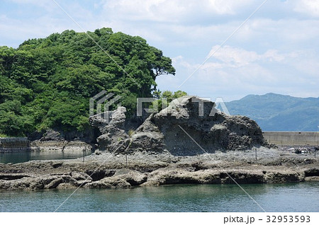 大瀬戸町松島のラクダ岩 大瀬戸町松島のラクダ岩 32953593
