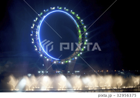 博覧会 夜景 風景 32956375