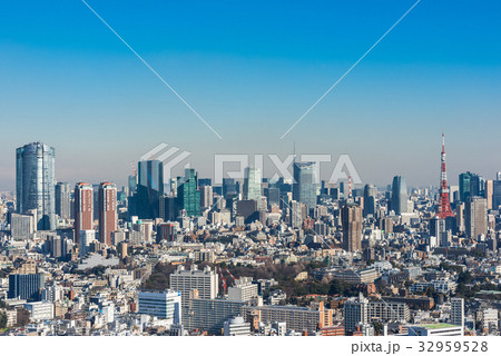 東京タワーと港区周辺の町並み 東京タワーと港区周辺の町並み 32959528