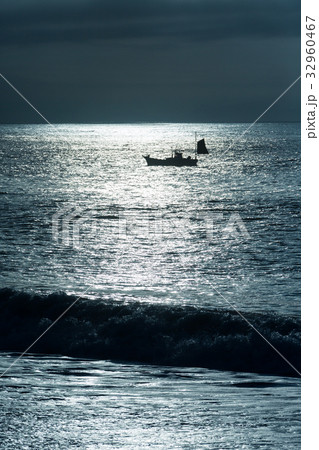 夜の海 夜の海 32960467