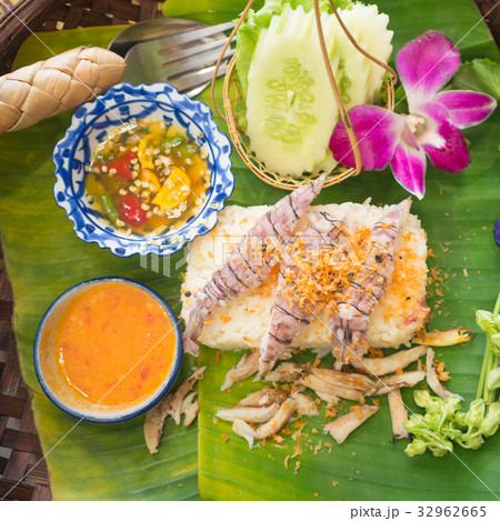 crayfish, crab and shrimp paste sauce with rice crayfish, crab and shrimp paste sauce with rice 32962665