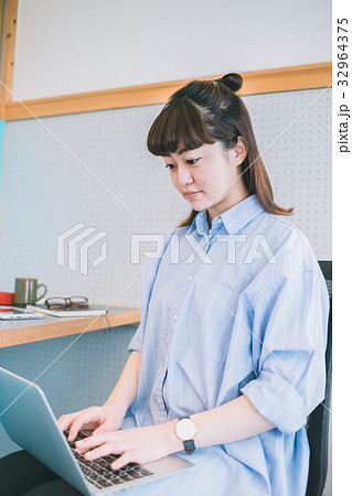 shared workspace　撮影協力：RYOZAN PARK大塚 32964375