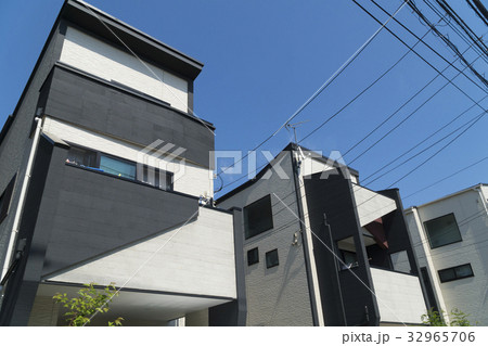 狭小住宅イメージ　東京都心部　敷地面積が狭い 32965706