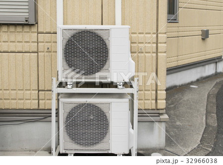 エアコン室外機 エアコン室外機 32966038