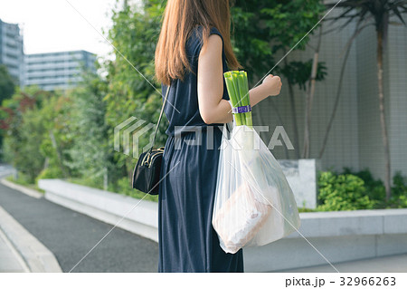 主婦 帰宅 32966263