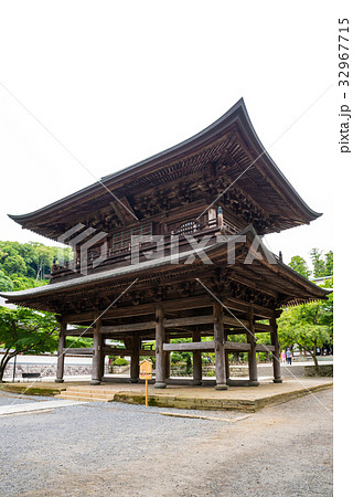 円覚寺 三門（山門） 神奈川県鎌倉市 2017年7月現在 32967715