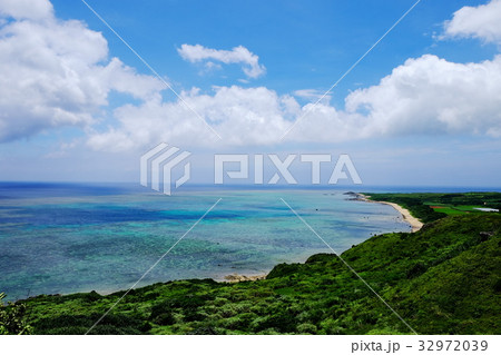 平久保崎灯台からの絶景 平久保崎灯台からの絶景 32972039