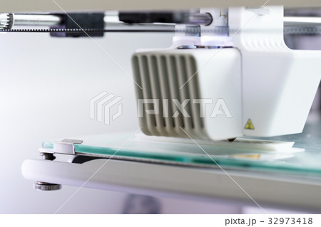 Three dimensional printing machine 32973418