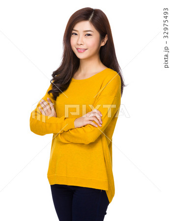 Woman portrait Woman portrait 32975493