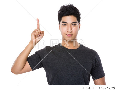 Asian man with finger point up 32975799