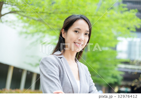 Business woman Business woman 32976412