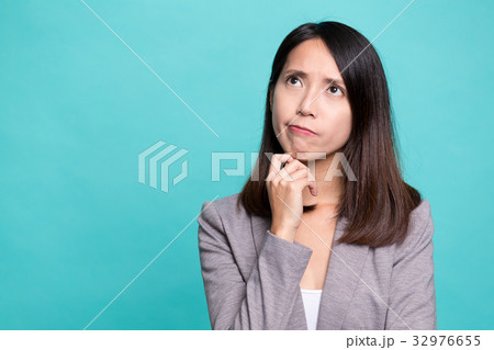 Businesswoman thinking the problem Businesswoman thinking the problem 32976655
