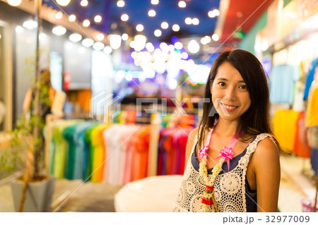 Woman shopping at night market 32977009