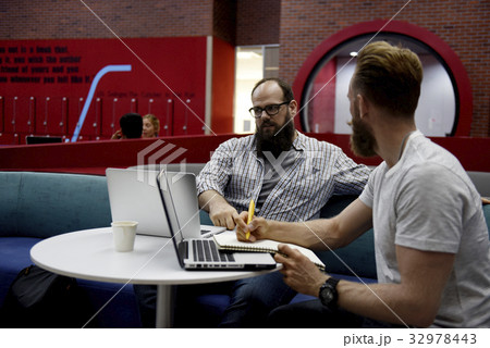 Business people creative talking discussion ideas 32978443