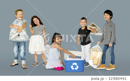 Diverse Group Of Kids Recycling Garbage 32980491