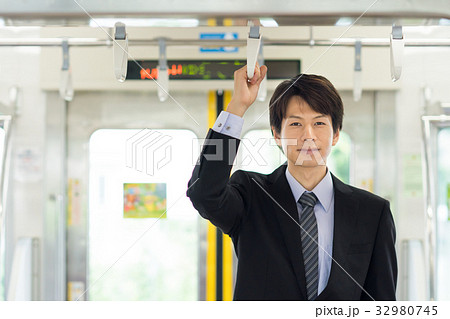 通勤　撮影協力「京王電鉄株式会社」 32980745