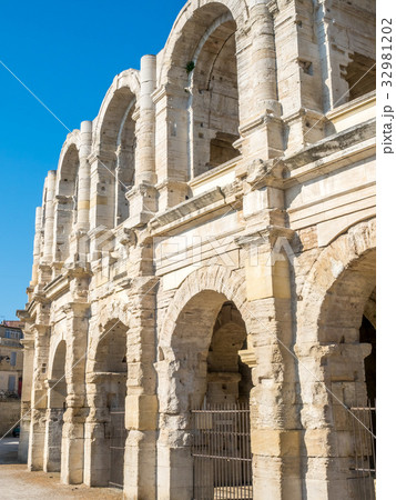 Amphitheater in Arles, France 32981202