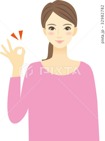 OKサインで微笑む女性 32982782