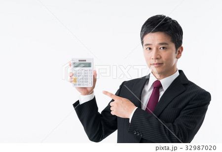 ビジネスマン（電卓） 32987020