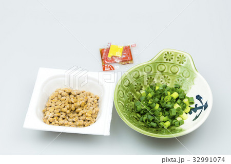 納豆と小ネギ 32991074