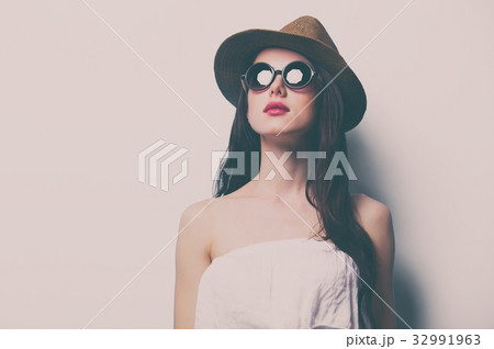 portrait of the young woman with shopping bags 32991963