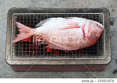 タイの網焼き タイの網焼き 33001978