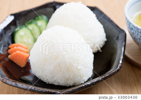 塩むすび 33003430
