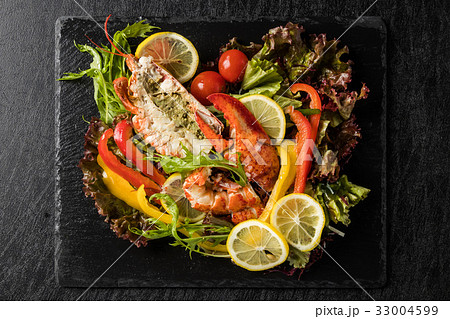 ロブスターのシーフードサラダ Lobster 's fresh salad5 ロブスターのシーフードサラダ Lobster 's fresh salad5 33004599