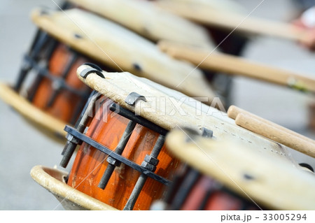 夏祭り和太鼓の演奏 33005294