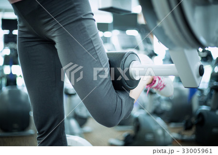 スポーツジム 33005961